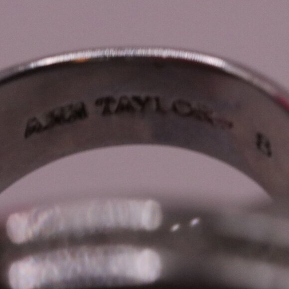 Ann Taylor Size 8 Oversized Mother of Pearl Ring with Rhinestone Edge - Picture 2 of 6